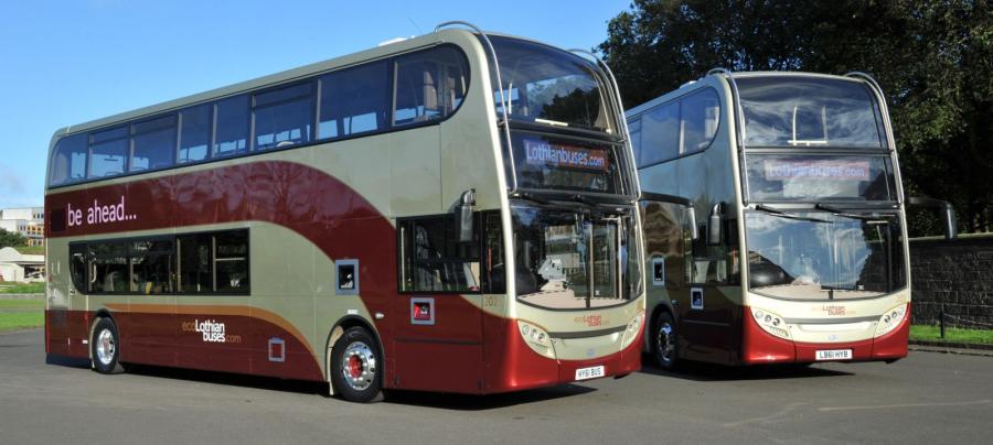  Alexander Dennis Enviro400H 2011 года  (фото 2 из 2)